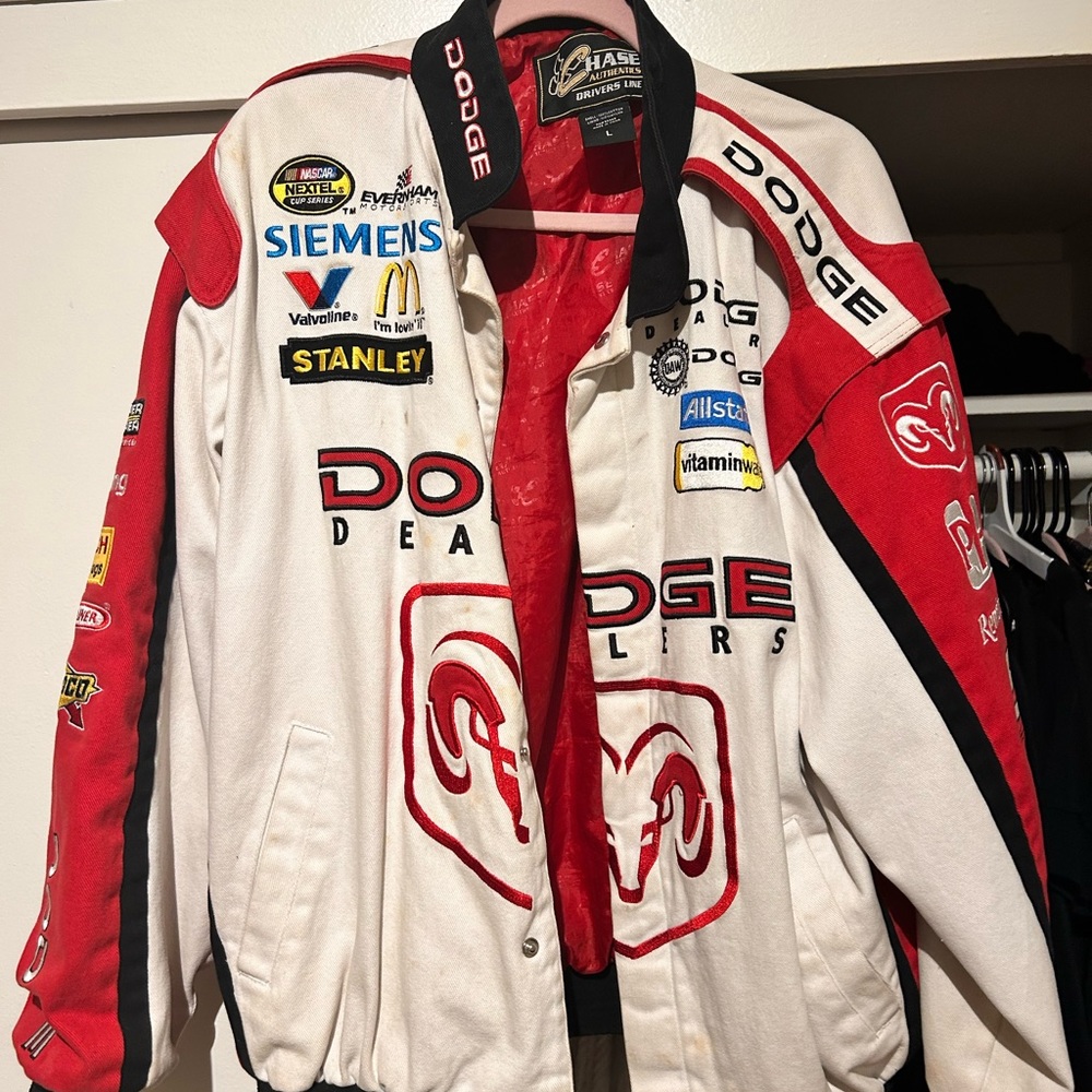 SIZE LARGE AUTHENTIC RACECAR JACKET